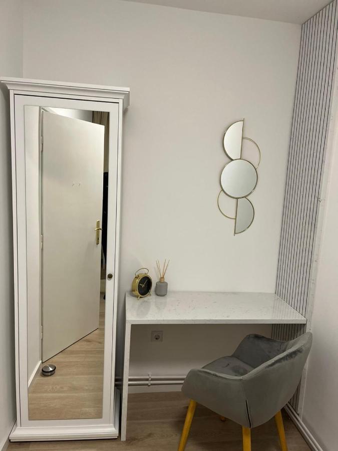 Apartman Gold Maris Apartment Karlovac Ngoại thất bức ảnh
